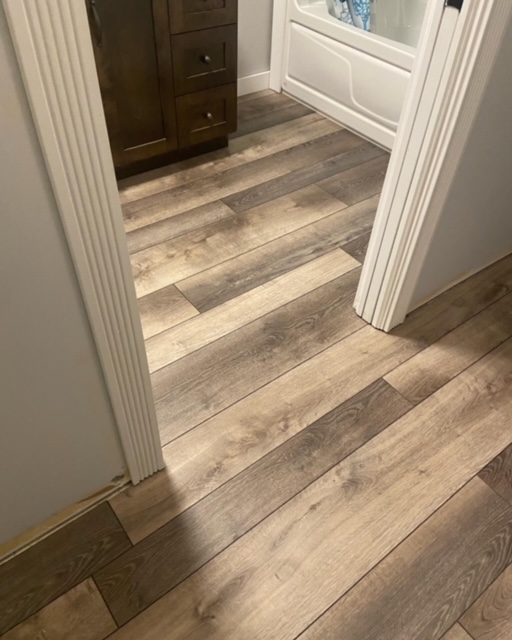 Variable width Fuzion Hardwood Floor in Doorway
